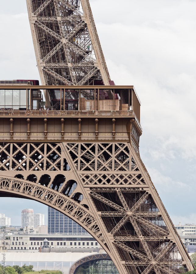 Structure of the Eiffel Tower on the first floor