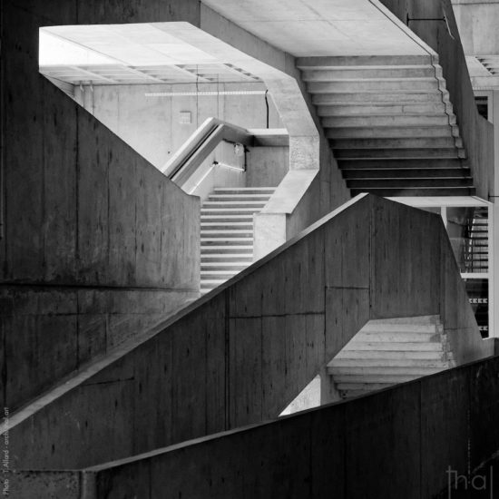 The French National Dance Center of Pantin by architect Jacques Kalisz