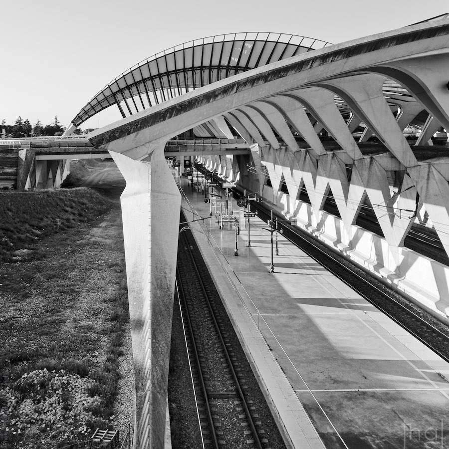 Quais de la gare Lyon Saint-Exupéry