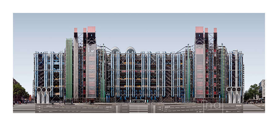 Panorama d'architecture de la façade arrière du Centre Pompidou à Paris
