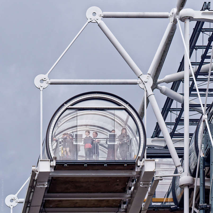 plateforme au sommet de la chenille du Centre Pompidou