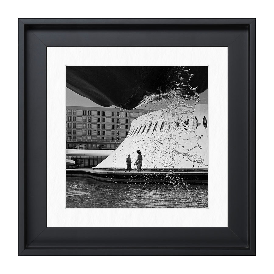 Black and white art print, passers-by in front of Oscar Niemeyer's Volcano